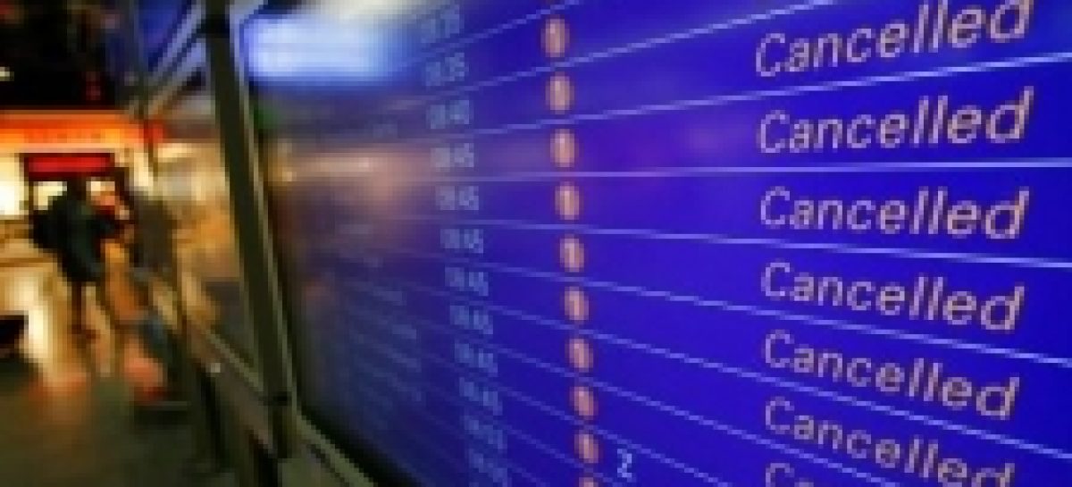 Caos voli sulla Francia: sciopero controllori a Parigi-Orly