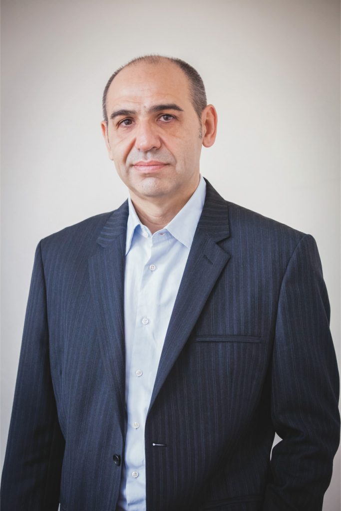 ROBERTO-SERVETTI-Direttore-Amo-il-Mondo