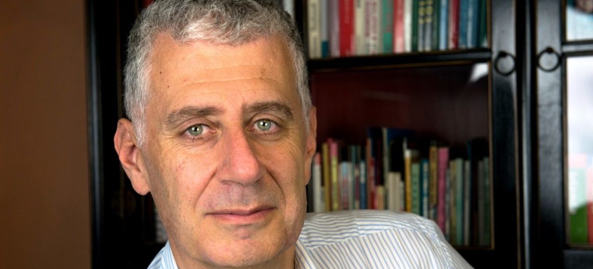 Ricostruire l’outgoing:<br> la missione di Michele Serra