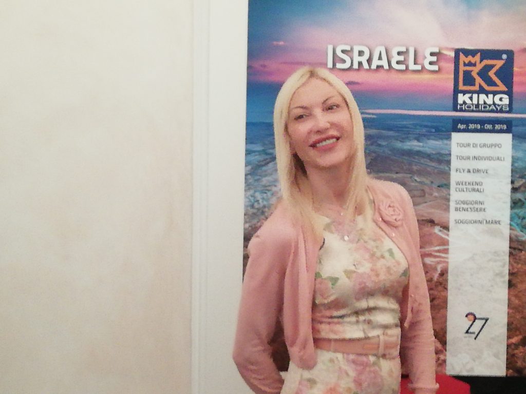 Cataloghi e booking online: doppio restyling per King Holidays