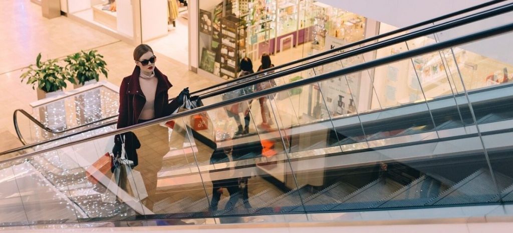 Cinesi e under 34: l’identikit degli elite shopper che scelgono l’Italia