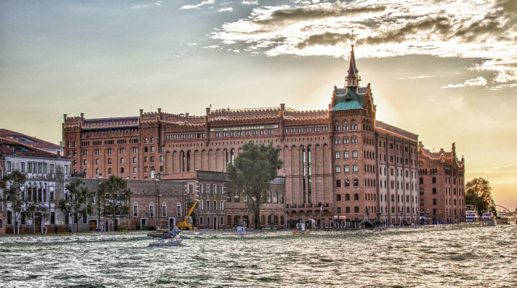 Hilton-Molino-Stucky