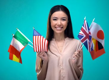 Ana, un traduttore interattivo in 74 lingue per le hostess di terra