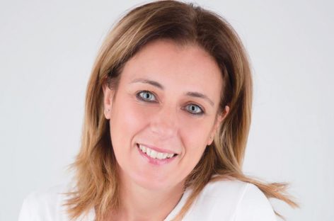 “Felicità che stress”, il nuovo libro dell’agente di viaggi Antonella Ruperto