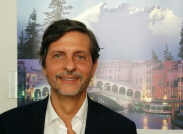 Effetto green pass, Assoturismo: “2,7 milioni di presenze in più dall’estero”