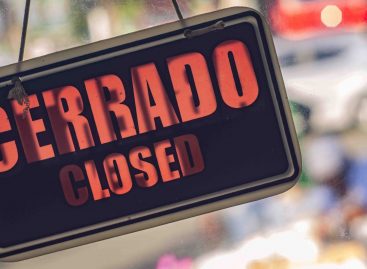 Spagna in stallo: anche gli alberghi chiudono