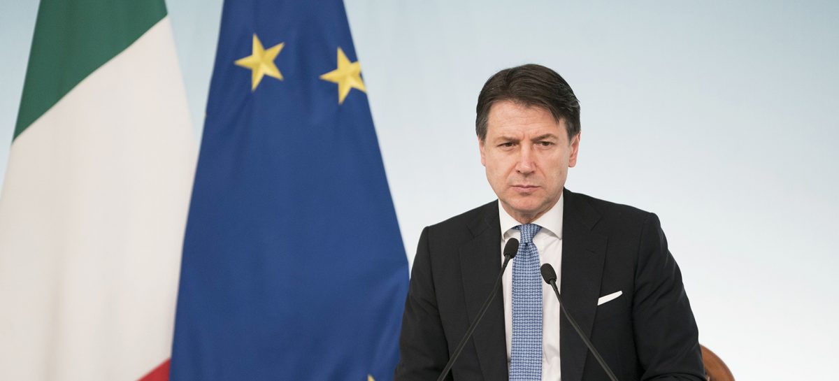 Giù le serrande delle agenzie: <br>in Italia scatta il lockdown