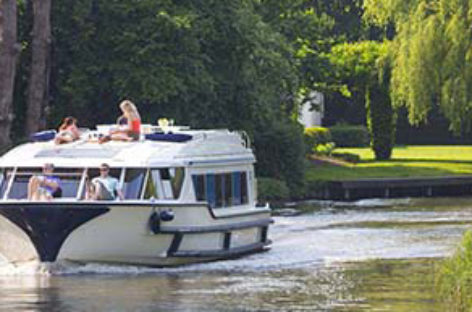 Le Boat lancia “Naviga con fiducia”, zero penali per cancellazioni