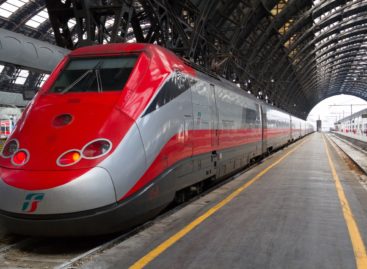 Trenitalia incrementa le corse delle Frecce per Natale