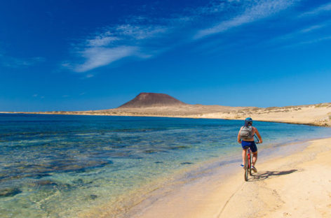 Le Isole Canarie si rilanciano con l’app anti contagio