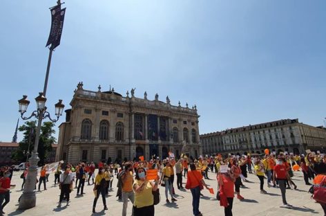 La protesta delle agenzie <br>invade le piazze italiane