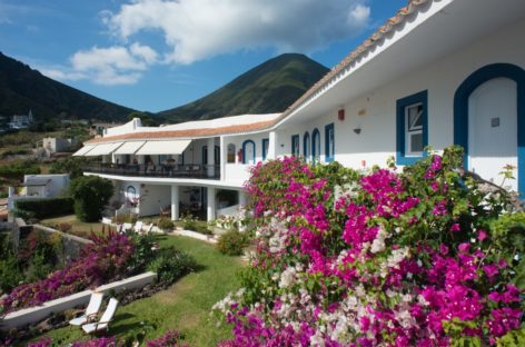 Isole Eolie, stagione al via per l’Hotel Punta Scario di Salina