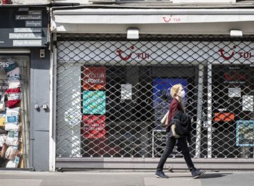 Tui France chiude le sue agenzie e taglia 600 posti