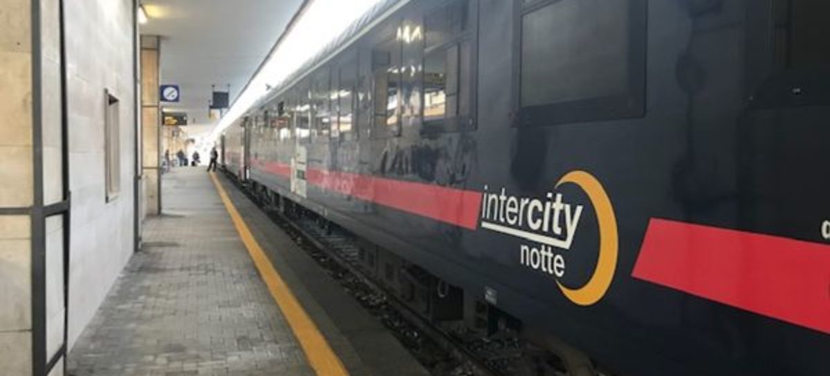 Trenitalia, nuove regole per i viaggi notturni in Intercity