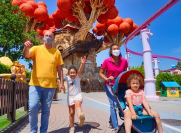 Riapre Gardaland, al via la stagione dei parchi divertimento