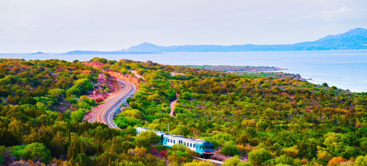 Treni e traghetti, estate al via a colpi di promo