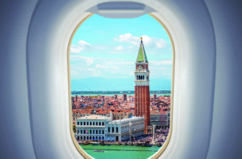 Linea o low cost, torna il traffico sui cieli italiani