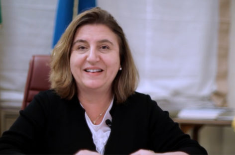 Catalfo: «Valutiamo estensione Cig Covid per altre 18 settimane»