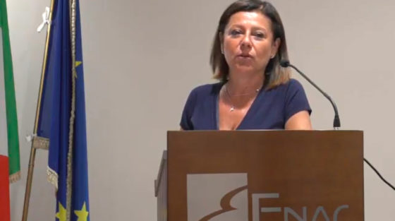 De Micheli: «Alitalia ed Enac strategiche per la ripartenza»