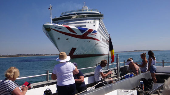 Tour delle navi fantasma, proposta anti crisi per le crociere Uk