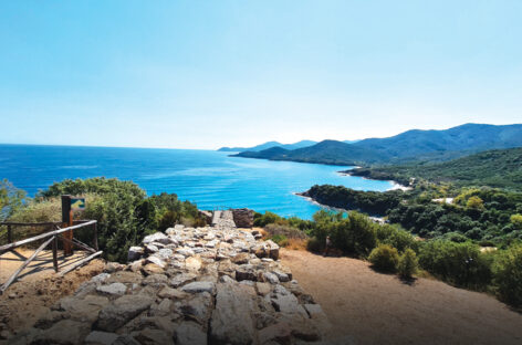 La Grecia conferma il piano e apre ai turisti dal 14 maggio