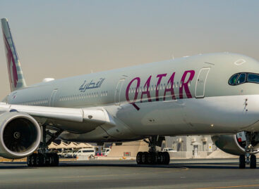 Gli A350 e la “guerra della vernice” tra Qatar Airways e Airbus