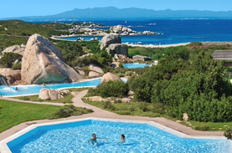 Lavoro, Delphina recluta 100 figure professionali in Sardegna