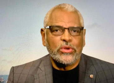 Il ceo di Carnival agli agenti: «Dobbiamo resistere»