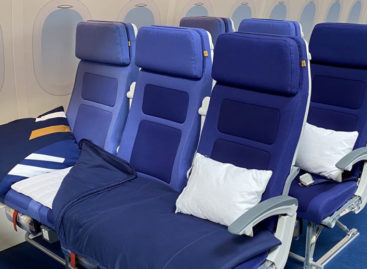 La mossa di Lufthansa: i sedili diventano letto anche in Economy