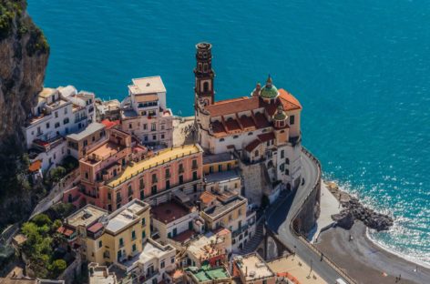 Un’italianissima estate: <br>la fotografia di Federalberghi