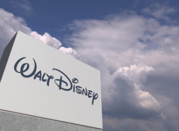 Walt Disney taglia 32mila dipendenti nei parchi a tema