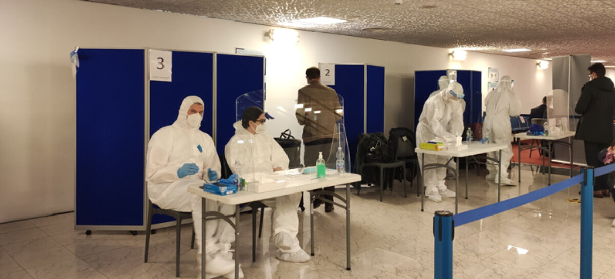 Crociere contro Omicron: <br> «Navi sicure, non ci fermiamo»