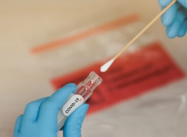 Tampone gratis per i turisti: la mossa della Francia