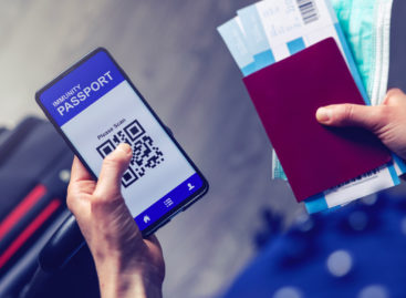 Grecia e Israele, libero accesso ai turisti vaccinati