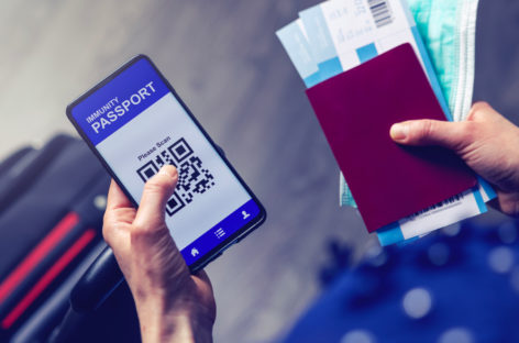 Voli post Covid, atterra a Londra il primo passeggero con Iata Travel Pass