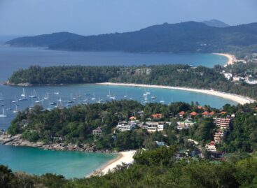 Thailandia, Phuket riapre ai turisti vaccinati: le regole d’ingresso