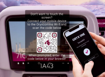 Qatar Airways, ora l’intrattenimento a bordo è 100% touch free
