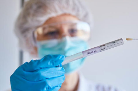 La Cina contro i tamponi. E Iata dice no alle restrizioni