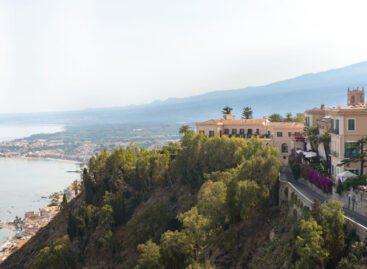 Mani straniere sugli hotel del sud Italia