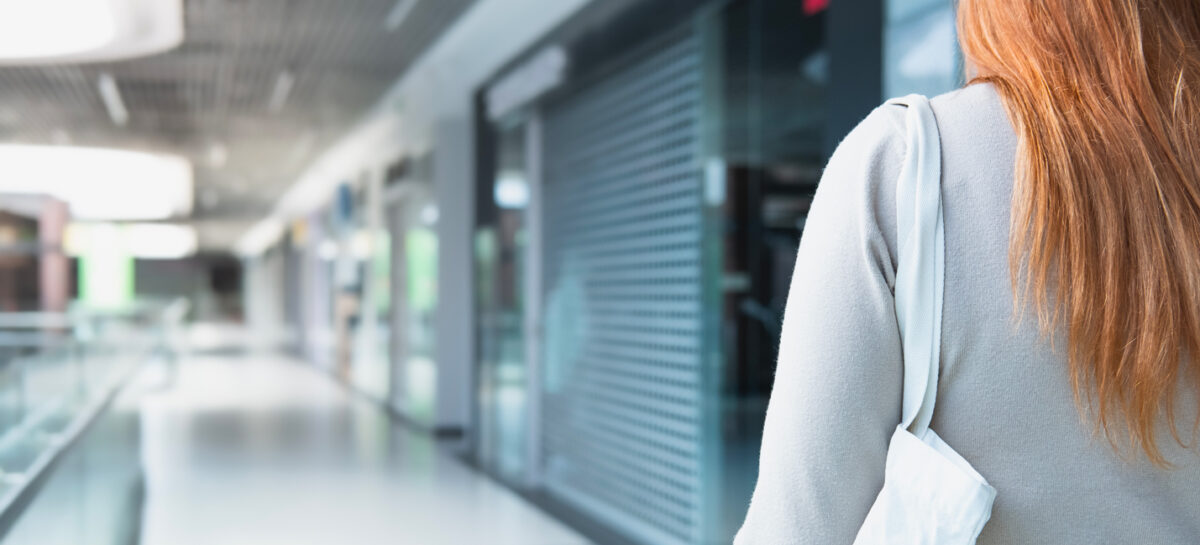 Mezza Italia in zona rossa: <br>adv chiuse e restrizioni