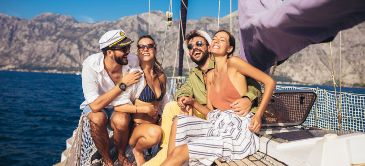 Letyourboat, la Grecia in barca in sicurezza