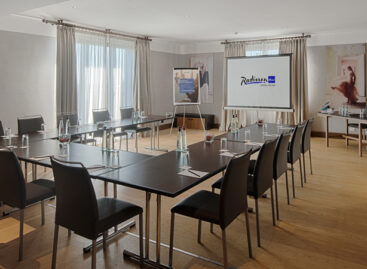 Radisson reinventa il Mice tra test anti Covid e camere ibride