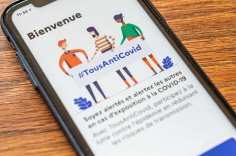 La Francia sperimenta il pass sanitario digitale