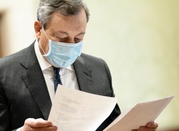 Spostamenti e pass, <br>arriva il decreto riaperture