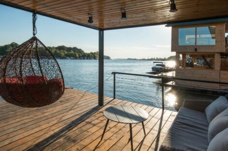 Sardegna in houseboat: scatta l’operazione Albergo Nautico Diffuso