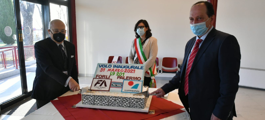 lumiwings volo forlì palermo