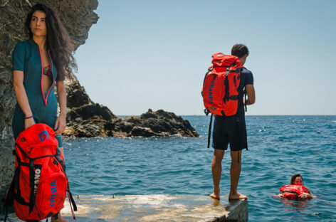 Go World lancia nelle agenzie lo zaino galleggiante Lontra