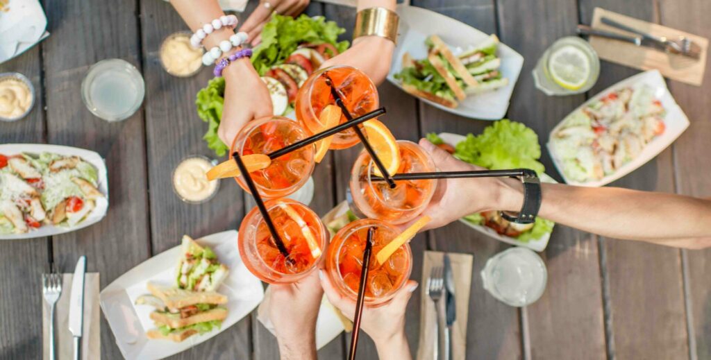 aperitivo movida spritz giovani