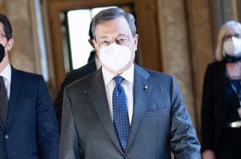 Dal wedding ai parchi: <br>Draghi anticipa le riaperture