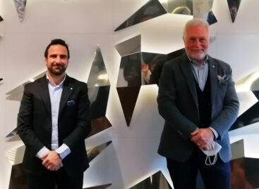 La ripartenza di Costa, rotta sul new normal